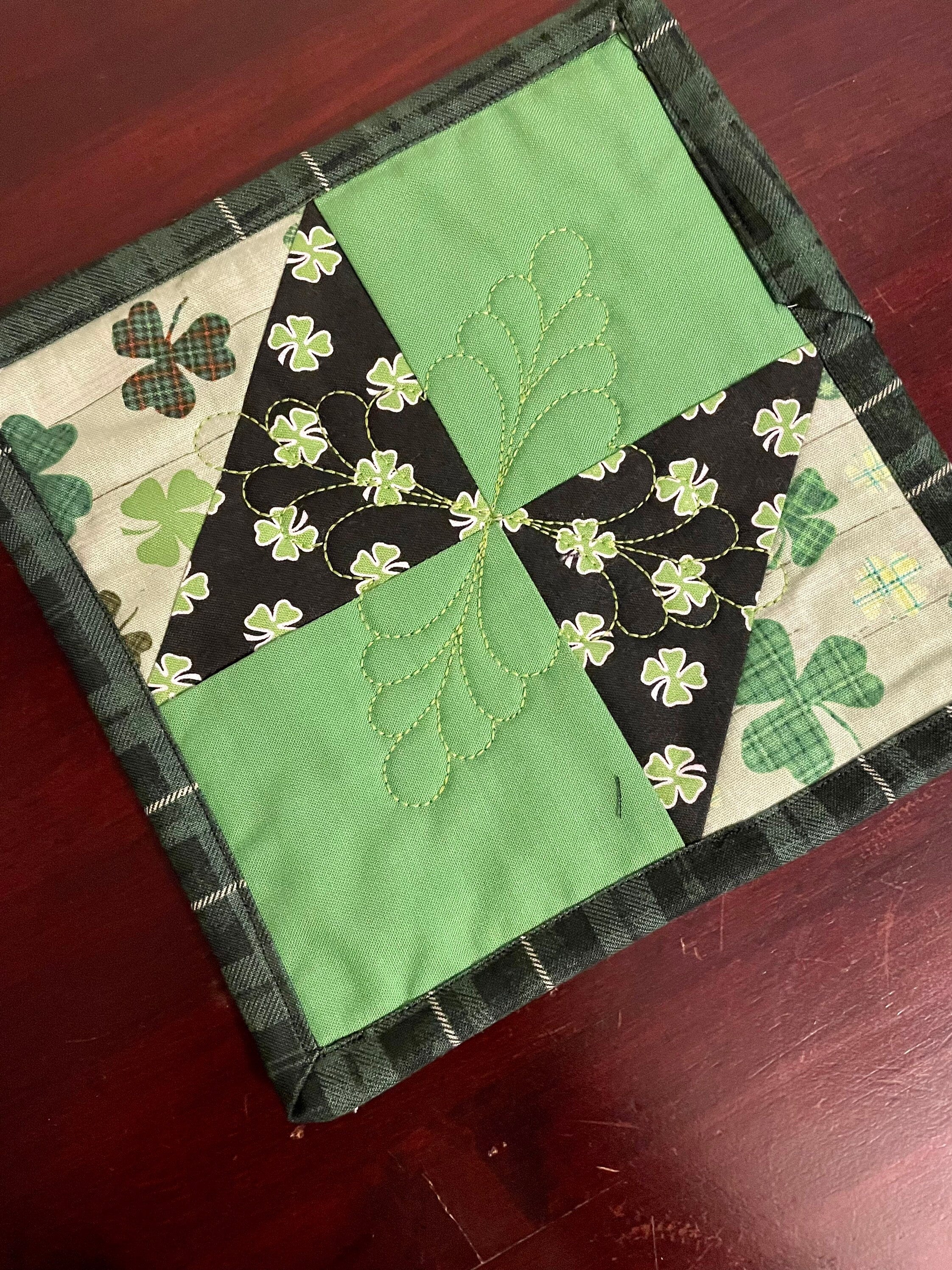 St. Patrick's Day Mug Rug, Shamrock Quilted Coaster, Teacher's Gift, Unique Coaster, Desk Decorations, Home Office, Coffee Bar, Tiered Tray